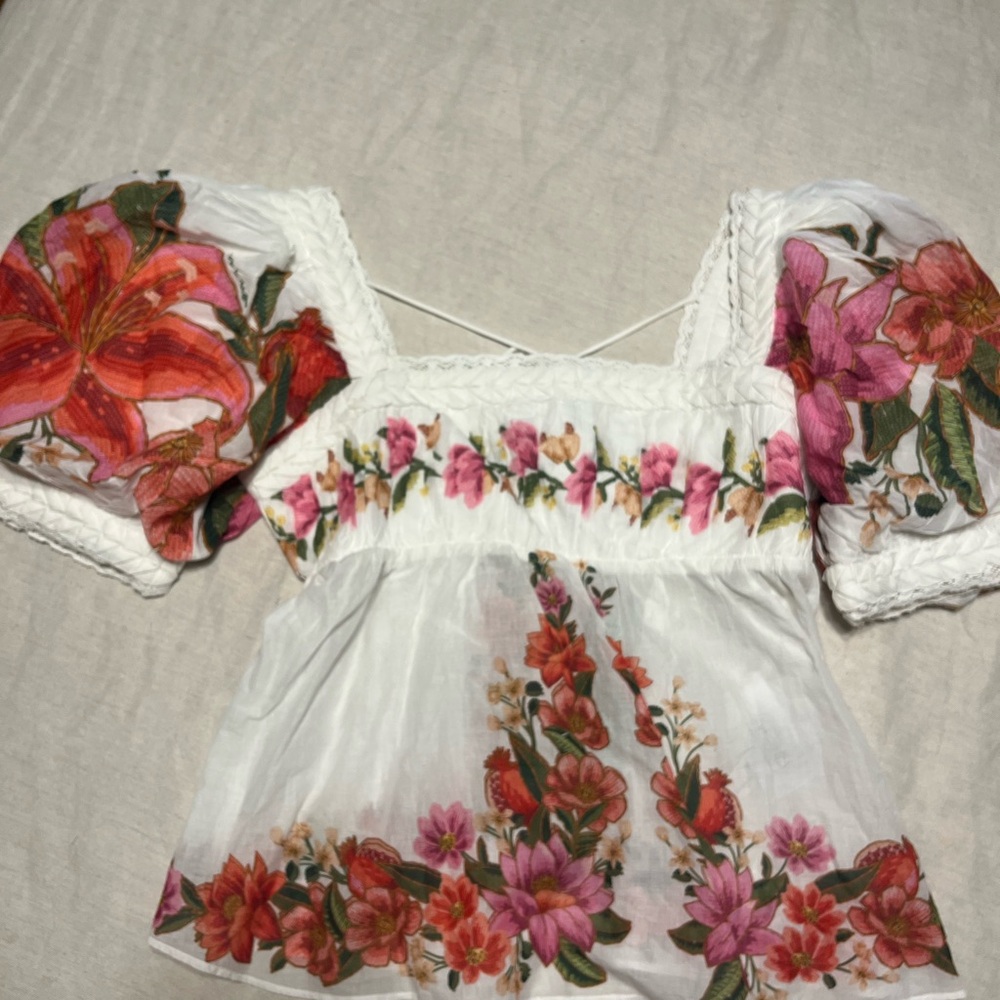 FARM Rio Floral Puff Sleeve Blouse in Red and Pink